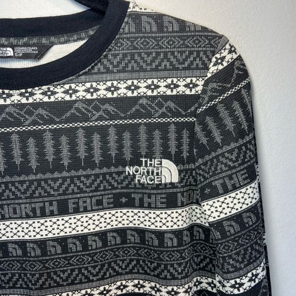 North Face Women's Holiday Nordic Waffle Shirt Black  Base Layer Athletic  Small - Picture 5 of 14